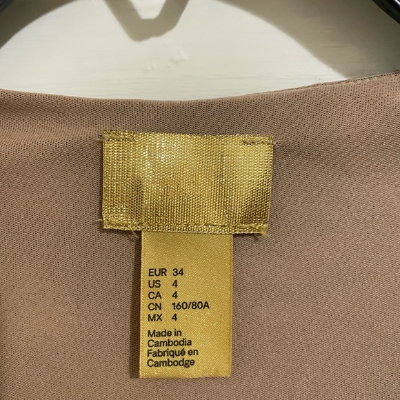 H&M gold label black lace dress - Picture 2 of 4